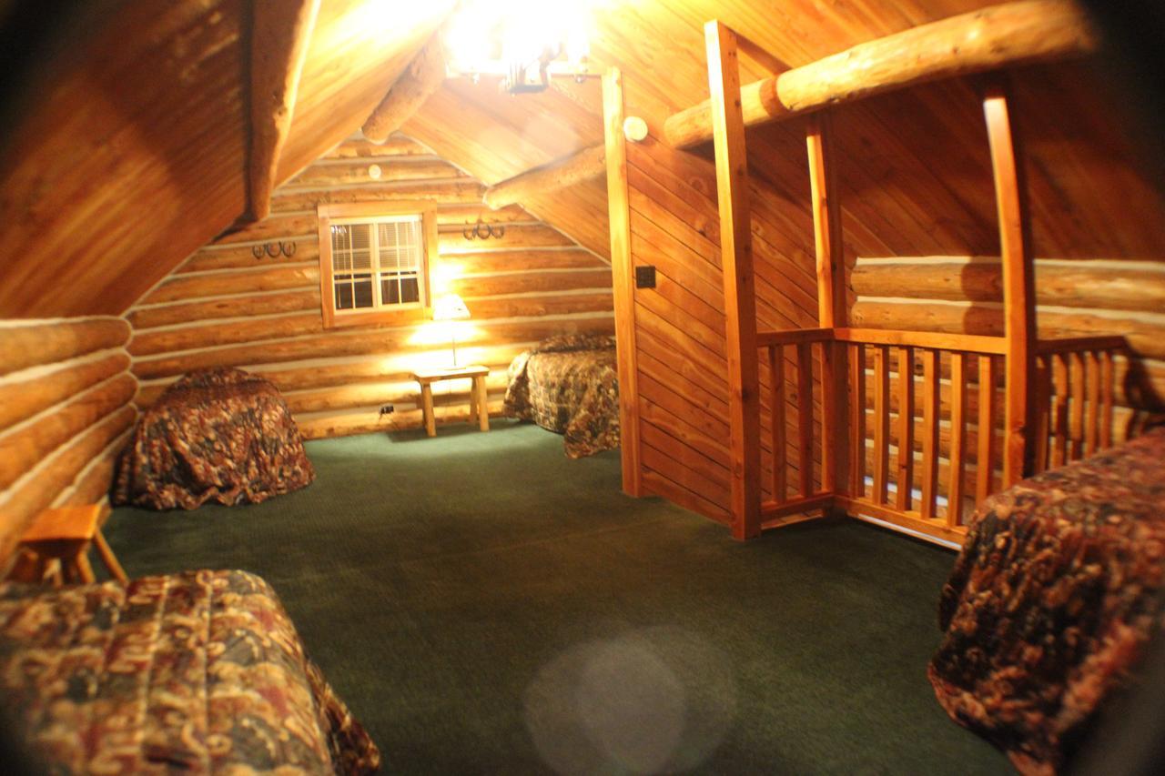 Crooked Creek Guest Ranch Hotel Dubois Luaran gambar